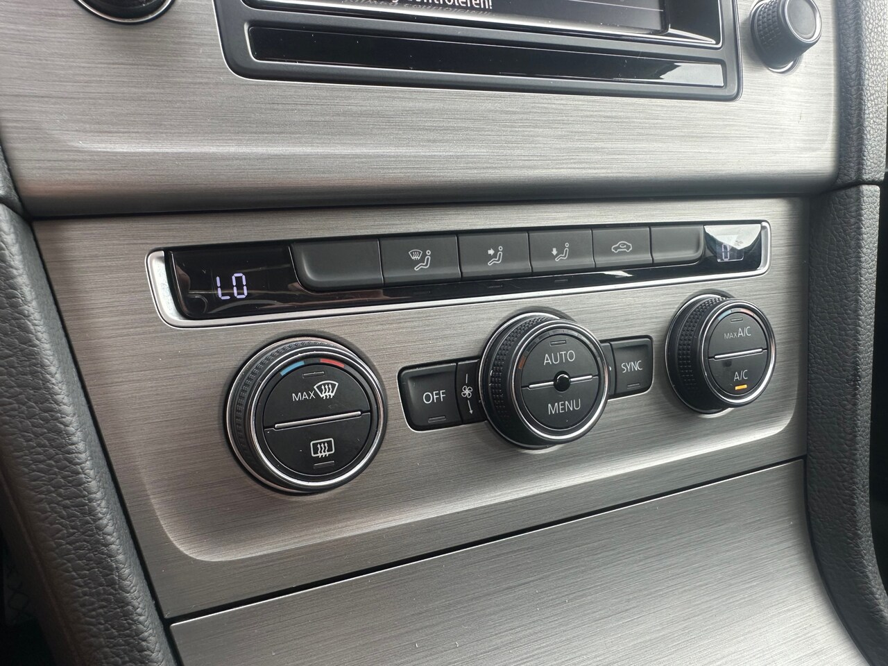 Volkswagen Golf - 1.2 TSI Navi, PDC, Bluetooth, Trekhaak