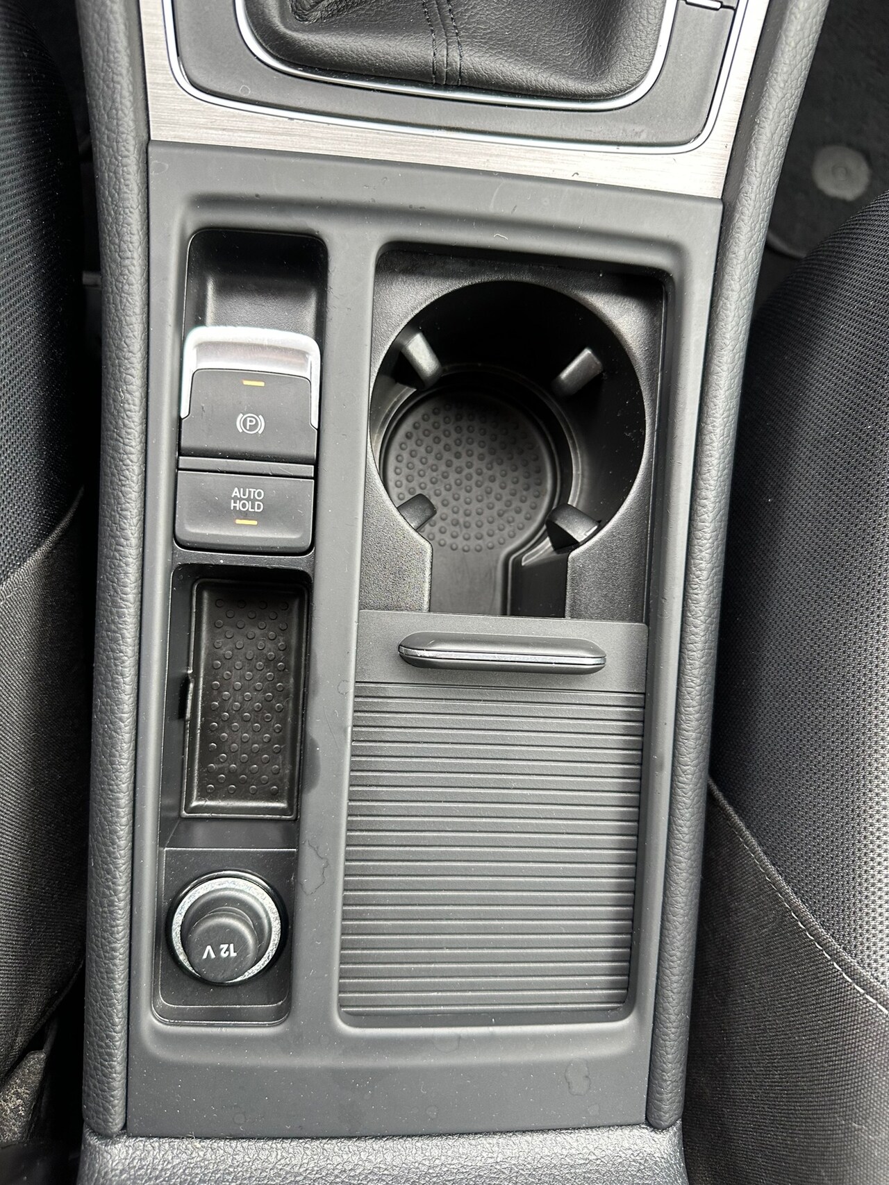 Volkswagen Golf - 1.2 TSI Navi, PDC, Bluetooth, Trekhaak