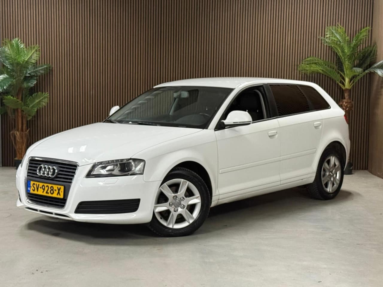 Audi A3 Sportback - 1.4 TFSI Attr. PL - AutoWereld.nl