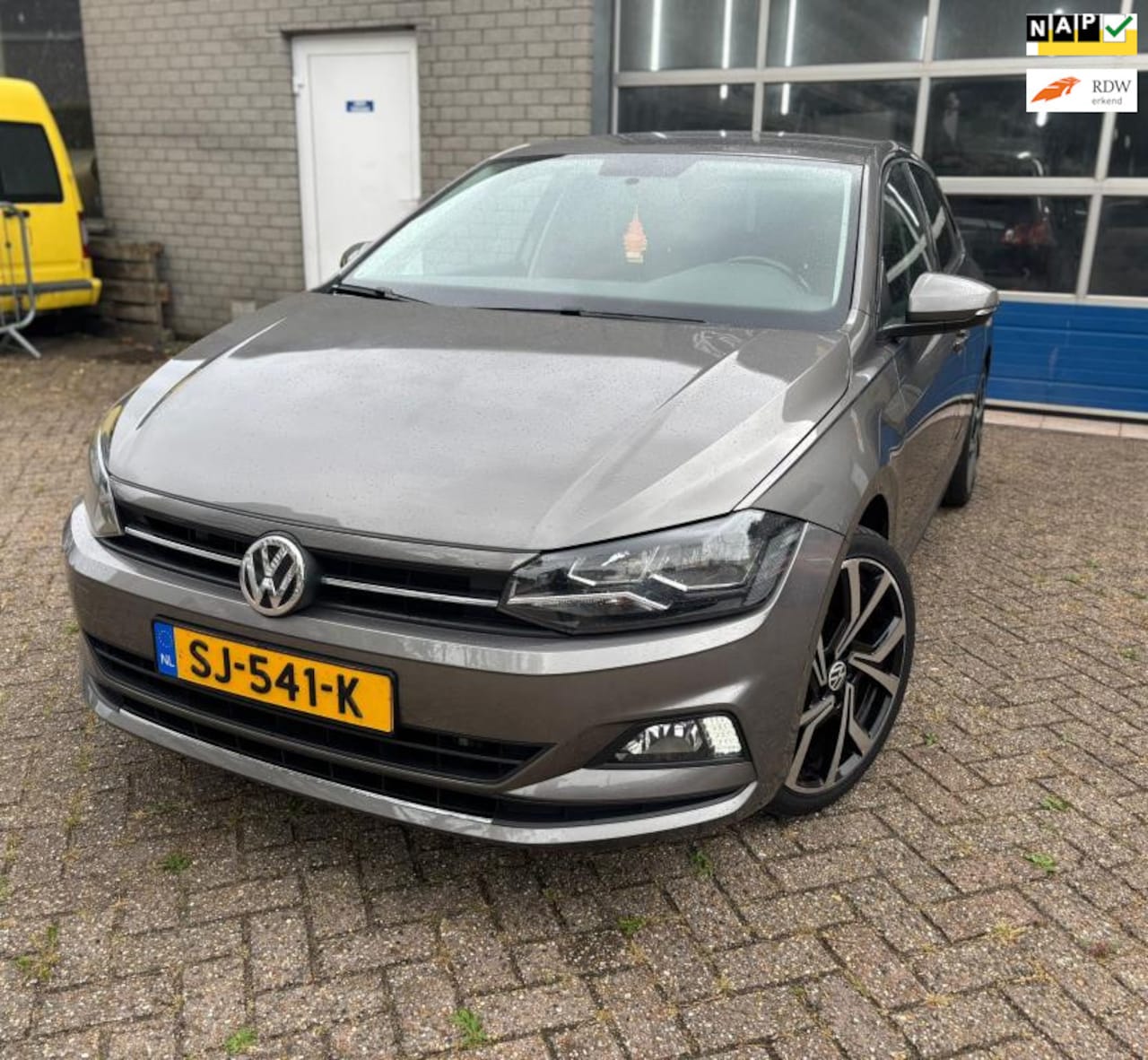 Volkswagen Polo - 1.0 TSI Comfortline|DSG|CARPLAY|ACC|AIRCO - AutoWereld.nl