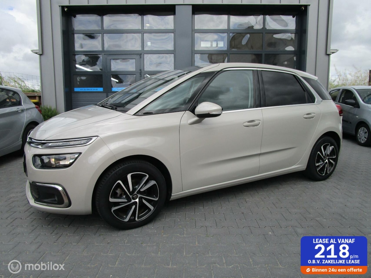 Citroën C4 Picasso - 1.2 PureTech Feel UNIEK! 37dkm!! Vol opties! - AutoWereld.nl