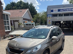 Peugeot 2008 - 1.2 PureTech Style navi , nieuwe distributieriem  en apk