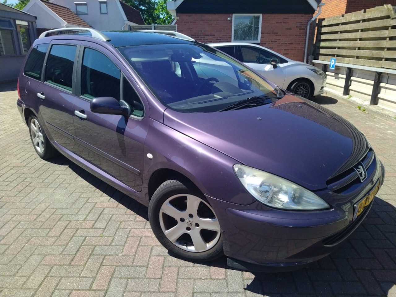 Peugeot 307 SW - 2.0-16V Pack 2.0 16V Pack - AutoWereld.nl