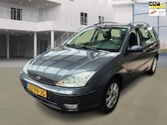 Ford Focus Wagon - 1.6-16V Futura