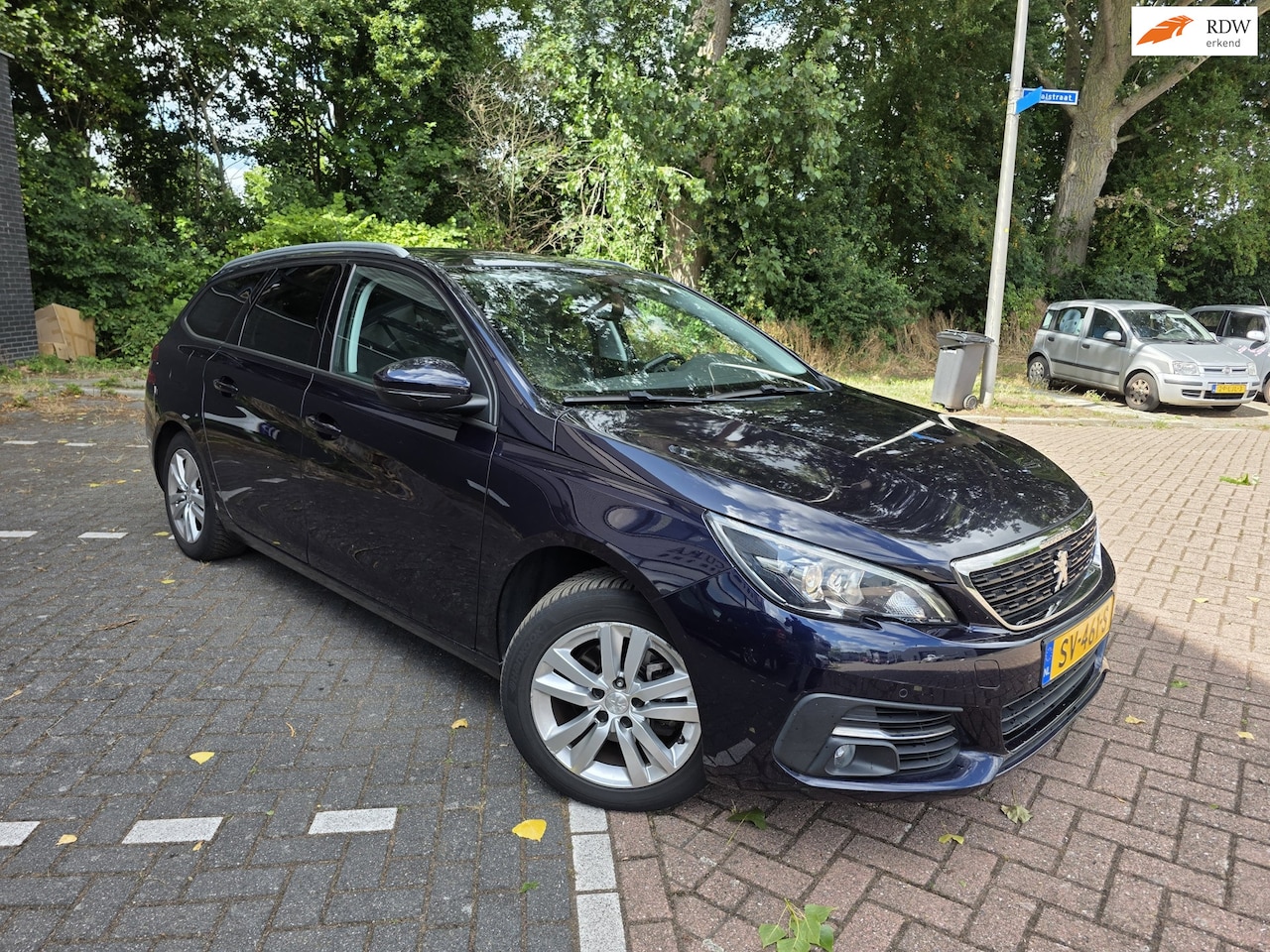 Peugeot 308 SW - 1.2 PureTech Blue Lease Executive Volledig onderhouden CLIMA NAVI - AutoWereld.nl