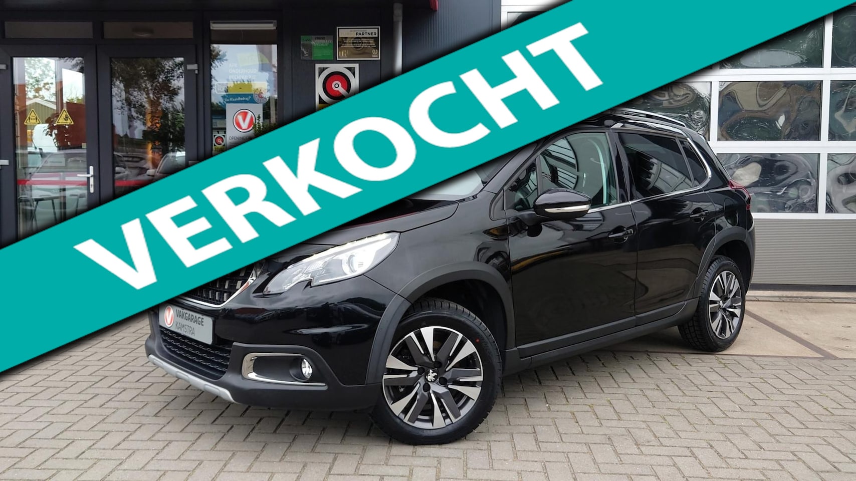Peugeot 2008 - 1.2 PureTech Allure NAP Pano/Clima/Cruise/Navi - AutoWereld.nl