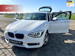 BMW 1-serie - 116i NAP 5D Airco Xenon Nieuwe APK Navi Scherm Velgen Cruise Control