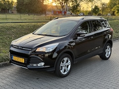 Ford Kuga - 1.5 Trend NL auto, nieuwe APK