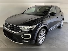 Volkswagen T-Roc - 1.5 TSI Sport ADAP CRUISE STOELVERW. APPLE