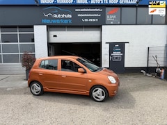Kia Picanto - 1.1 LXE- Met Airco, stoelverwarming, NAP-rapport en een ruime APK