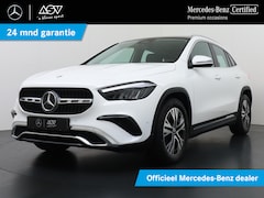 Mercedes-Benz GLA-Klasse - 200 Business Line wegklapbare trekhaak, panoramadak, Stuurwielverwarming