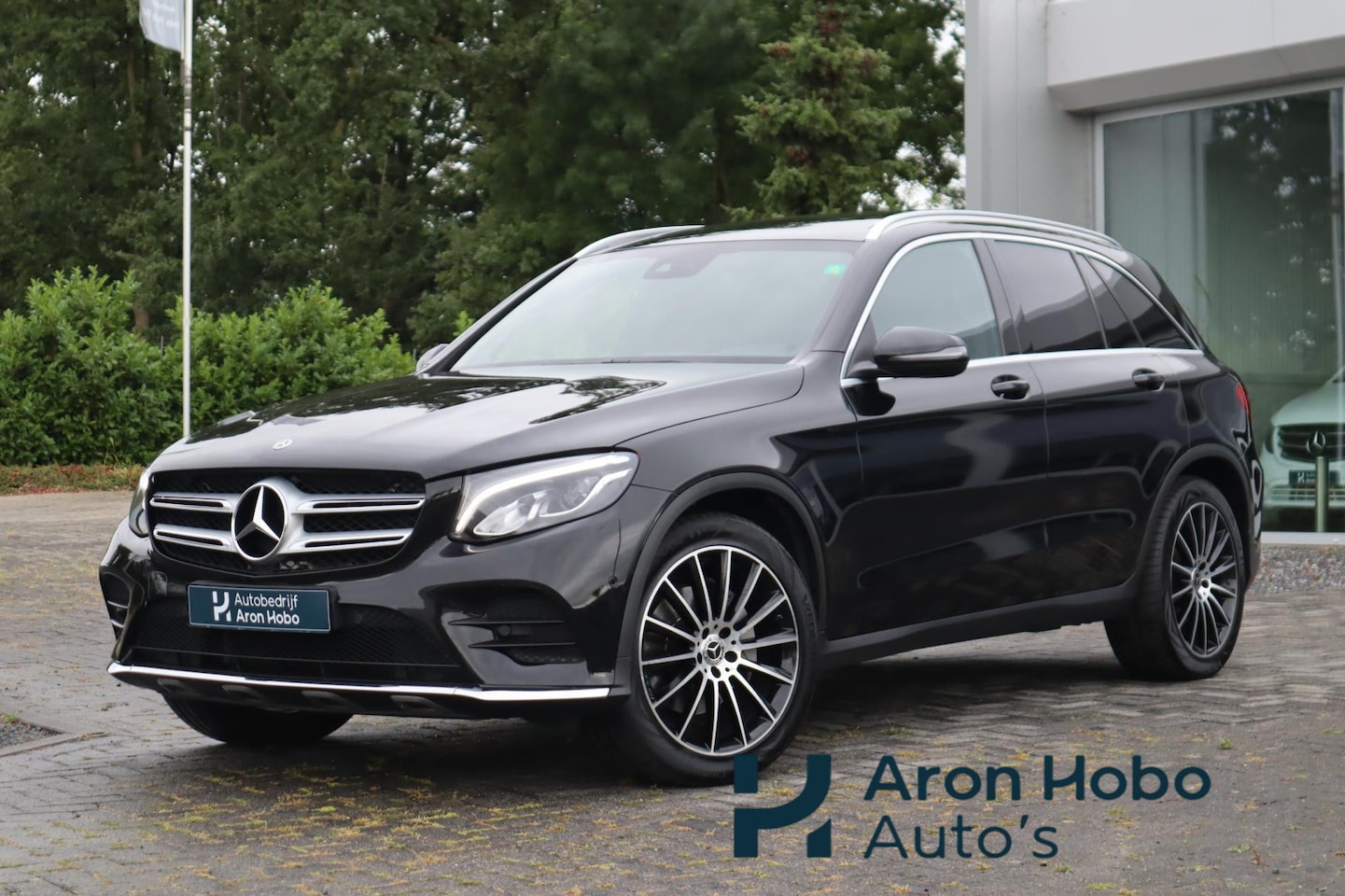 Mercedes-Benz GLC-klasse - 250 4MATIC AMG Pano, Trekhaak, Camera, Stoelverwarming - AutoWereld.nl