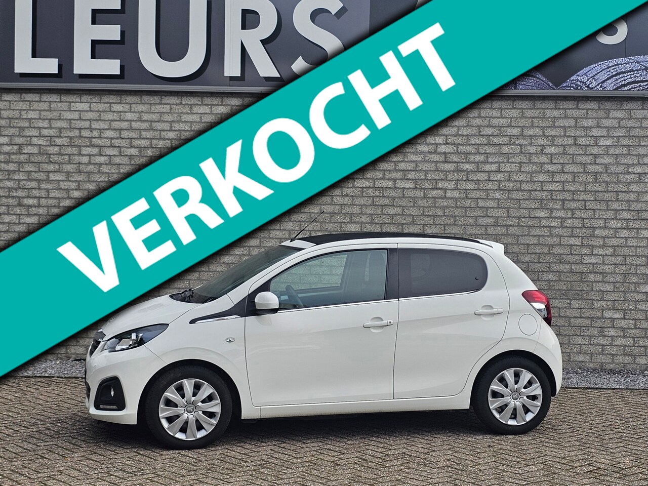 Peugeot 108 - 1.0 VTi Active Top/Airco - AutoWereld.nl