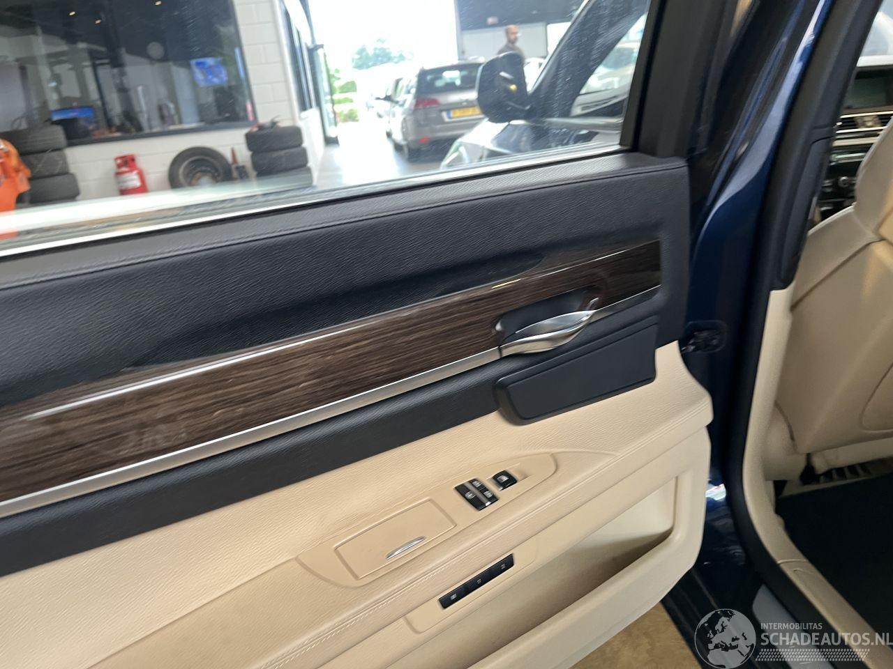 BMW 7-serie - 750Li ActiveHybrid 450 PK NL NAP!
