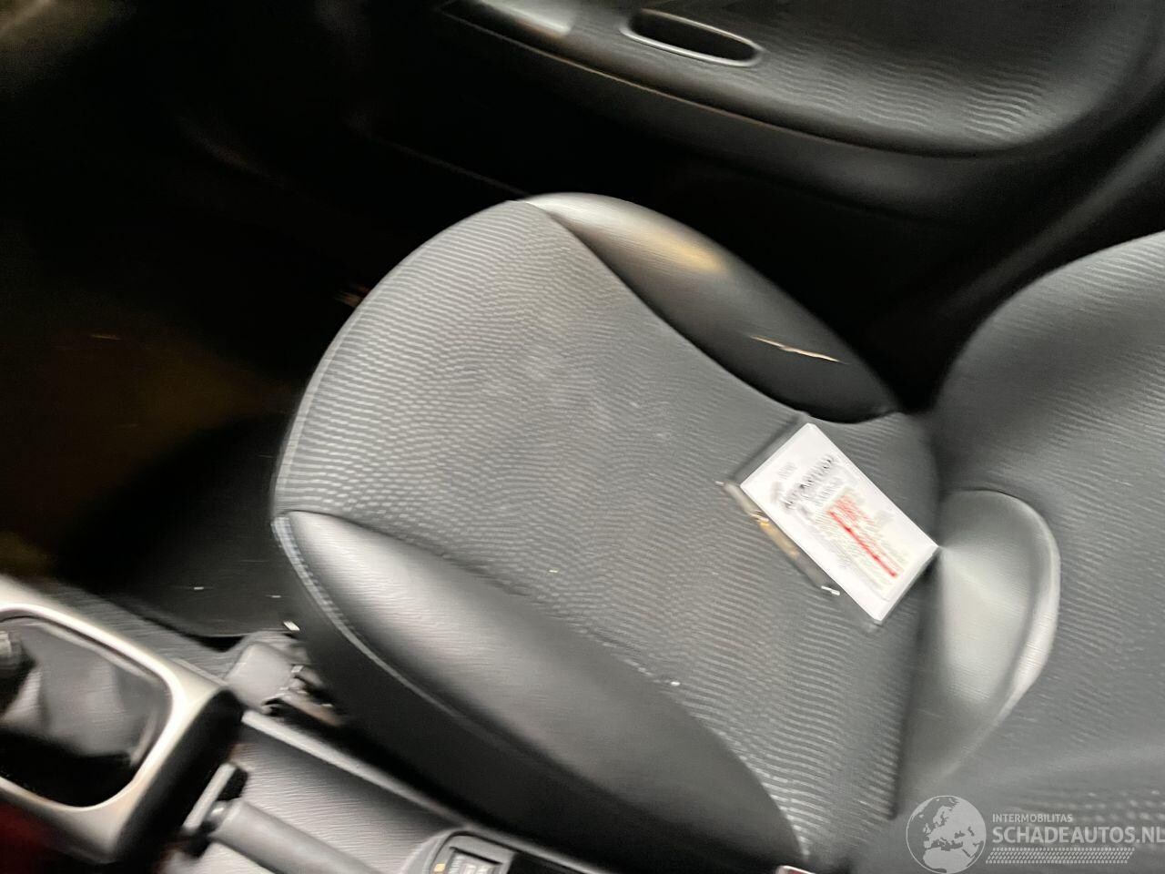 Nissan Note - 1.6 Nickelodeon NL NAP