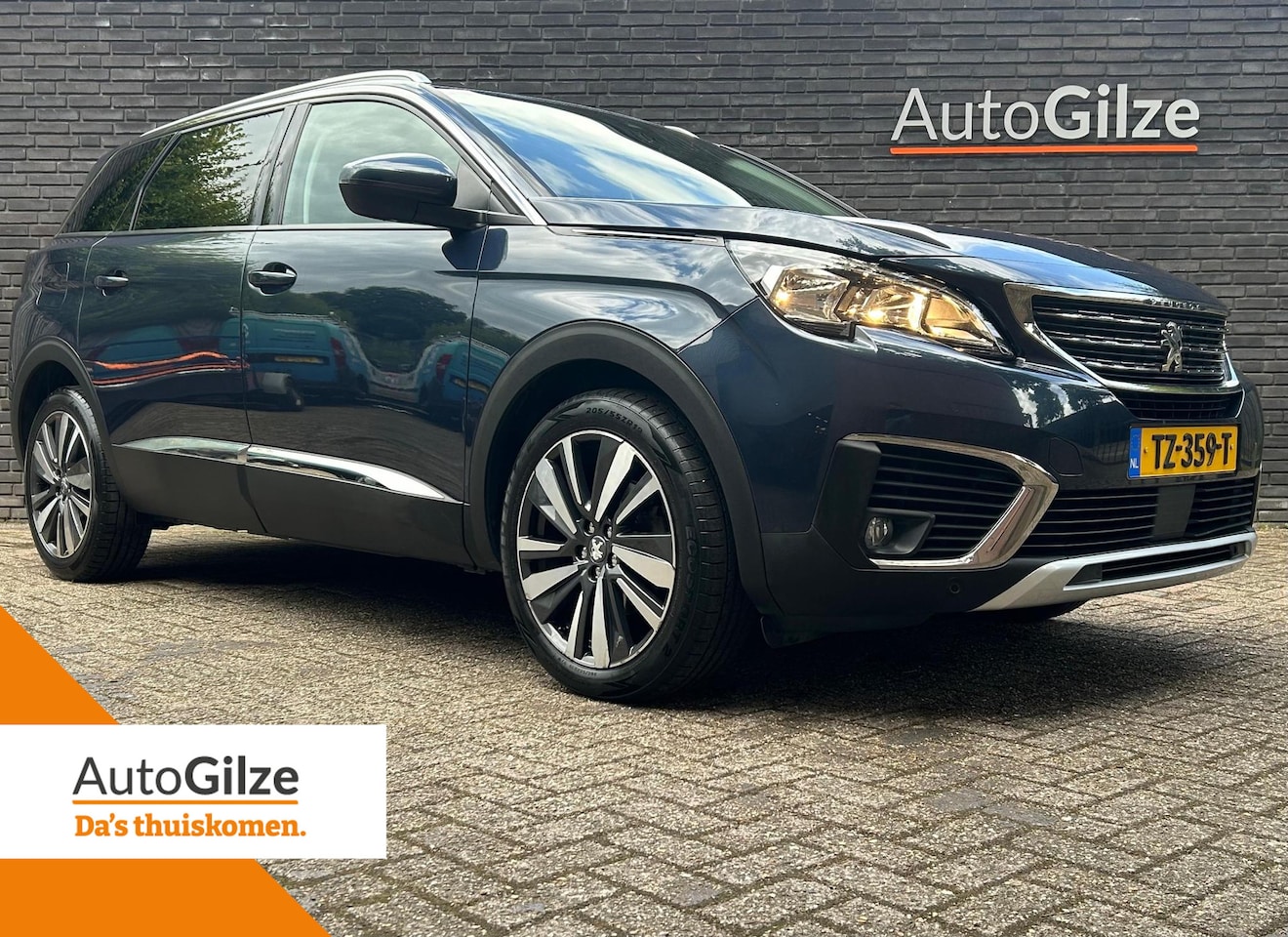 Peugeot 5008 - 1.2 PureTech Allure l Focal Sound l Navigatie l Trekhaak l 7P - AutoWereld.nl