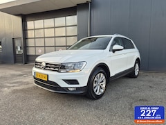 Volkswagen Tiguan - 1.5 TSI ACT Comfortline Business