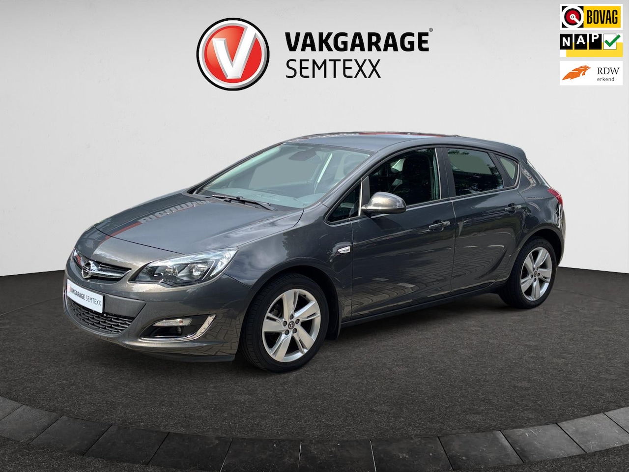 Opel Astra - 1.4 Berlin | Airco | Cruise | IsoFix | Trekhaak | Origineel Nederlandse Auto | Slechts 114 - AutoWereld.nl