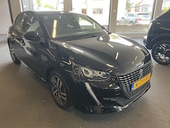 Peugeot 208 - 1.2 PureTech 100pk Allure NAVIGATIE-CLIMATE CONTROL-PARKEERSENSOREN