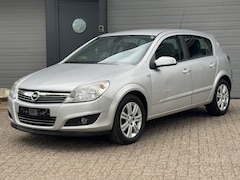 Opel Astra - 1.7 CDTi Cosmo
