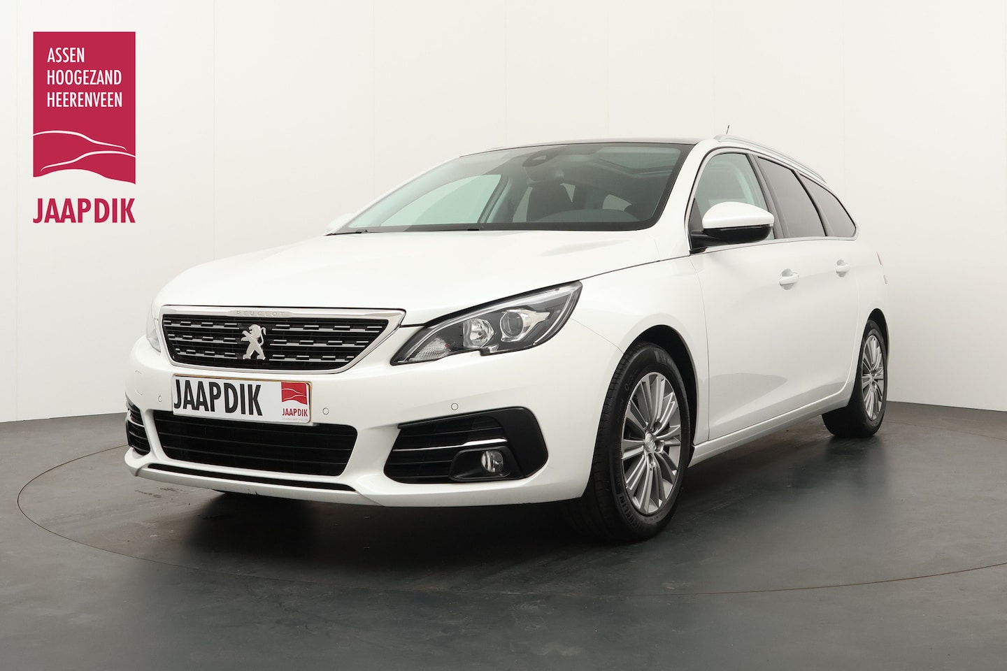 Peugeot 308 SW - BWJ 2020 1.2 131 PK Blue Lease Premium AUTOMAAT / CARPLAY / PANORAMADAK / CAMERA / HALF LE - AutoWereld.nl