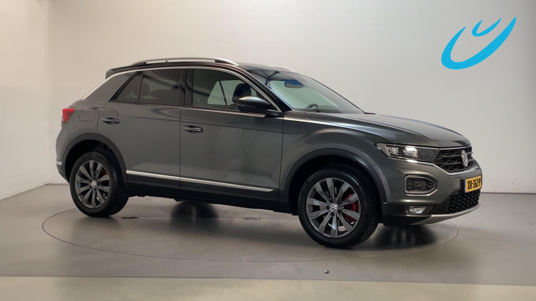 Volkswagen T-Roc - 1.0 TSI 116pk Sport LED Leder Camera Virtual Cockpit Stoelverwarming - AutoWereld.nl