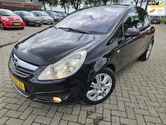 Opel Corsa - 1.4-16V Cosmo. 2008. Airco/Cruise/CV/Half Leder/Mistlampen etc.. APK 06-2026