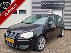 Volkswagen Polo - 3-deurs 1.4-16v Turijn Airco EL.ramen CDVab
