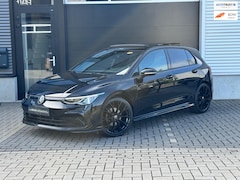 Volkswagen Golf - 1.5 eTSI 3x R-Line Panoramadak Black Edition