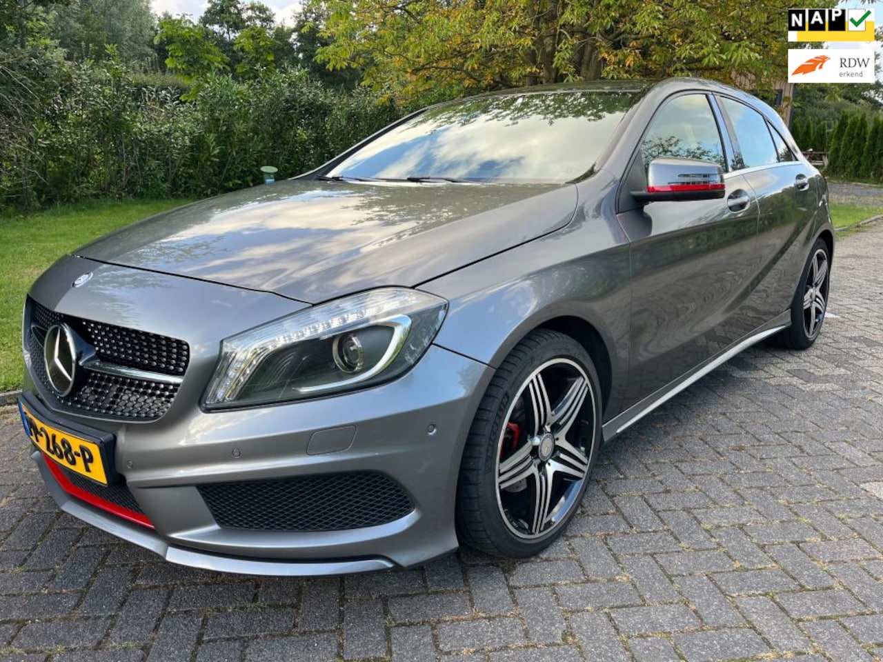 Mercedes-Benz A-klasse - AMG Pakket - AutoWereld.nl