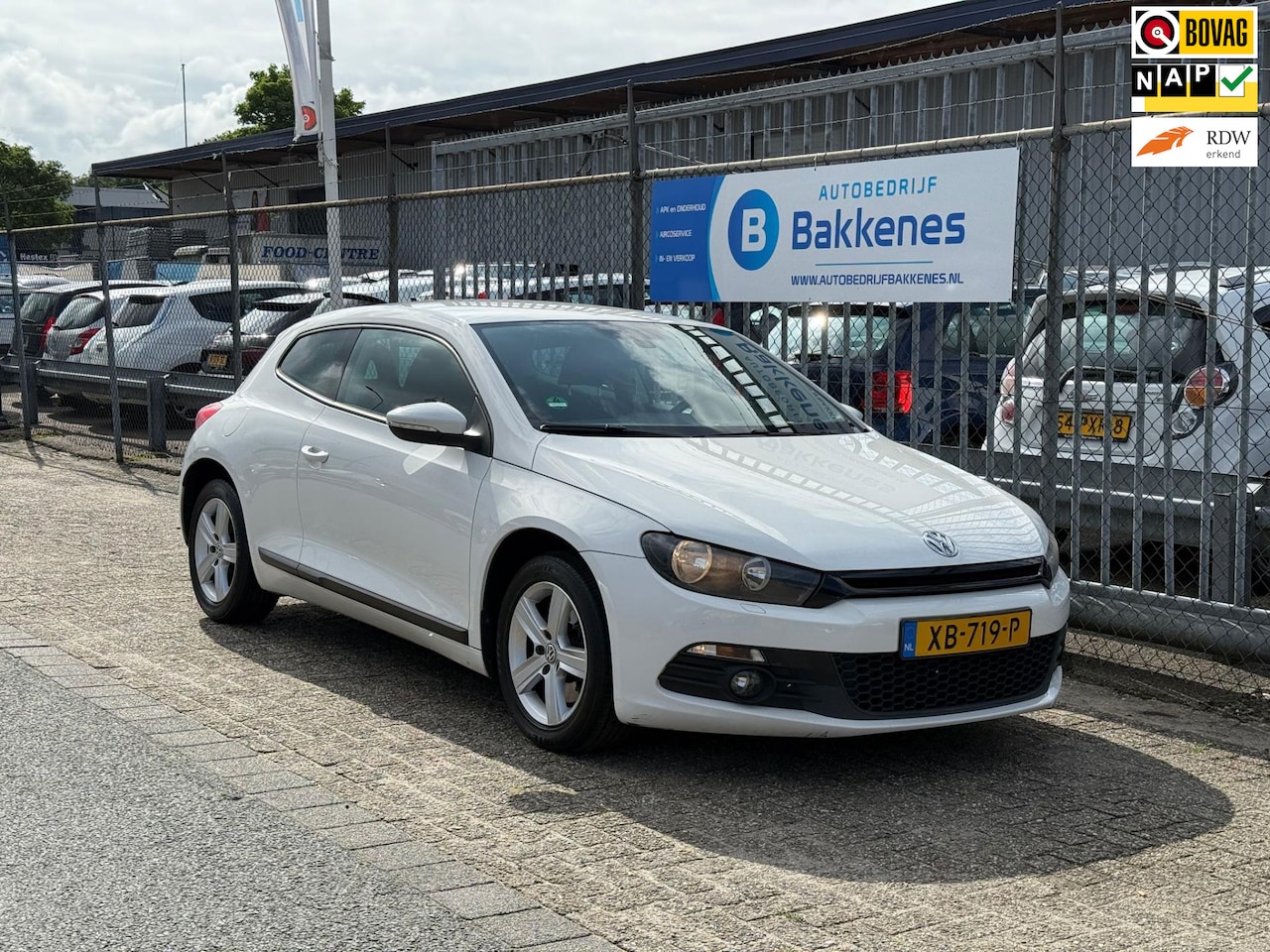 Volkswagen Scirocco - 1.4 TSI Edition | Airco | Cruise | Navi - AutoWereld.nl