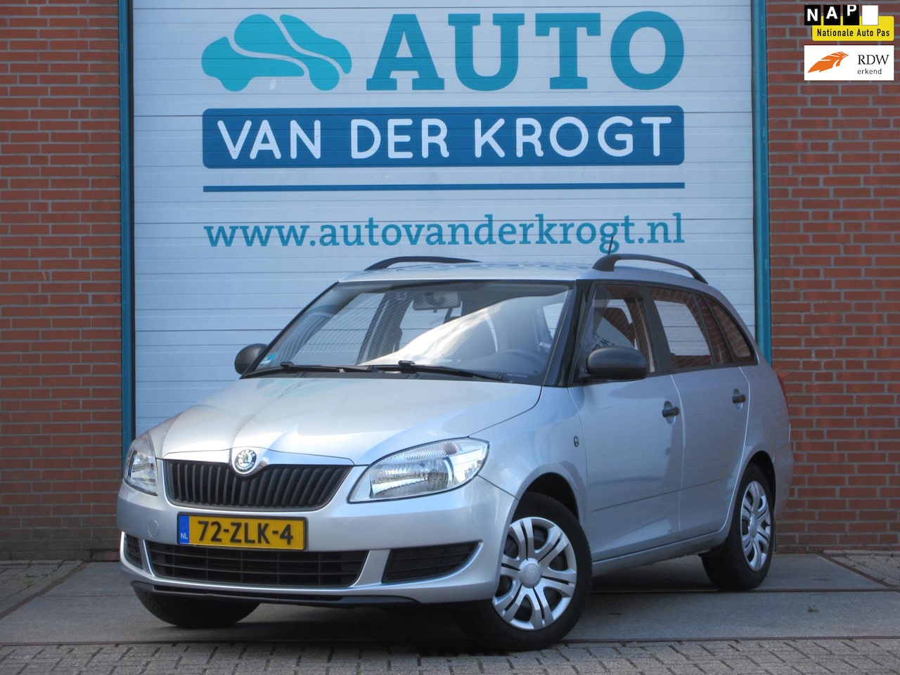 Skoda Fabia Combi - 1.2 TSI Arctic, Airco, Trekhaak, 63.170 km !!! APK 2-26 - AutoWereld.nl