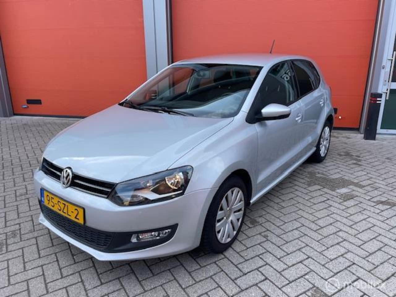 Volkswagen Polo - 1.4-16V Comfortline 5 deurs AUTOMAAT - AutoWereld.nl