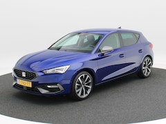 SEAT Leon - 1.5 TSi FR 150 Pk | Trekhaak | Stuur en Stoel Verwarming | Parkeersensoren | Full LED | Ad