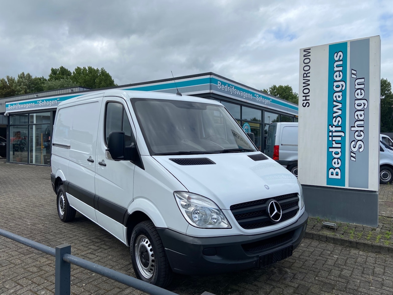 Mercedes-Benz Sprinter - 213 CDI E5 L1H1 Airco | NAP | Trekhaak | 3 stoelen - AutoWereld.nl