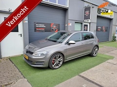 Volkswagen Golf - 1.6 TDI Highline BlueMotion Nette Auto NAP