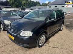Volkswagen Touran - 2.0-16V FSI Business
