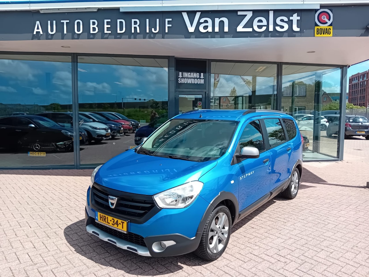 Dacia Lodgy - 1.2 TCe Stepway 7p., Airco, Multimediasysteem, Cruise control, Navigatie, Parkeersensoren, - AutoWereld.nl