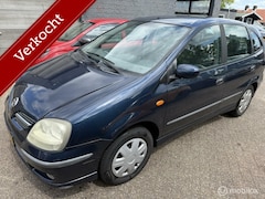 Nissan Almera Tino - 1.8