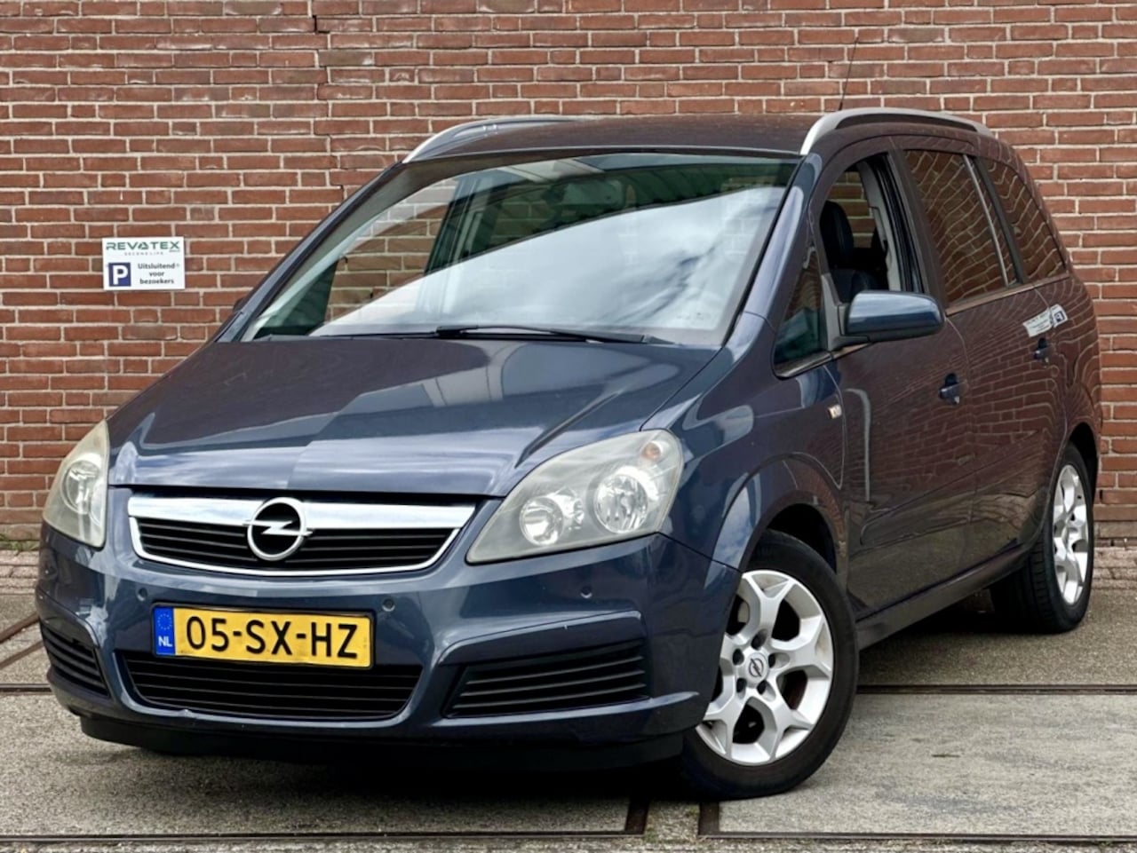 Opel Zafira - 2.2 Cosmo 2.2 Cosmo - AutoWereld.nl