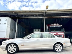 Jaguar XJ - 3.0 V6 238pk 6-traps aut exe limo - 158dkm nap - nieuwstaat - xenon - leer - stoelverw - n