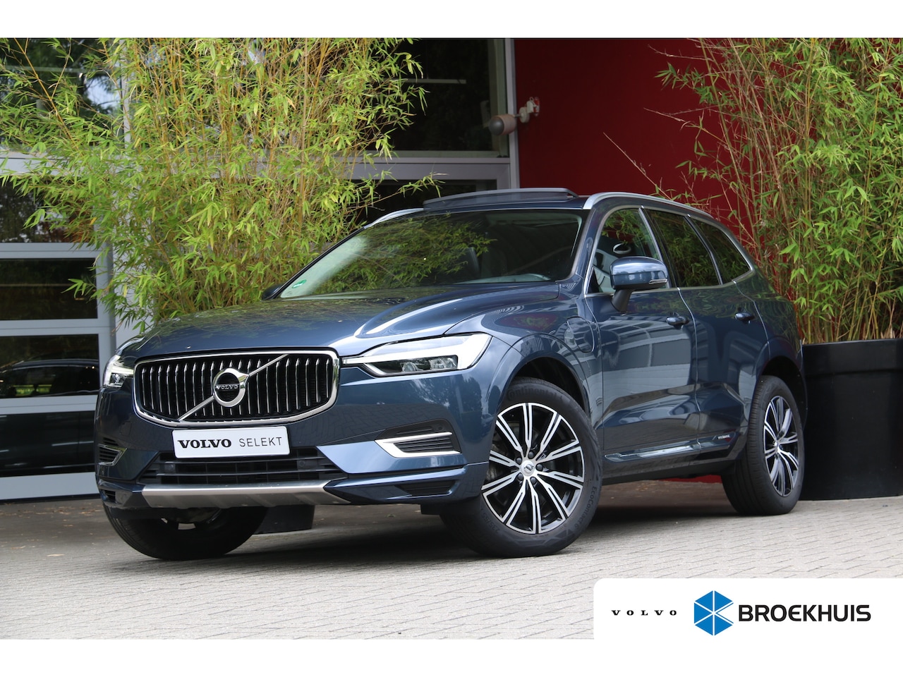 Volvo XC60 - 2.0 Recharge T6 AWD Inscription | Trekhaak | Panoramadak | Memory | Adaptive Cruise | Came - AutoWereld.nl