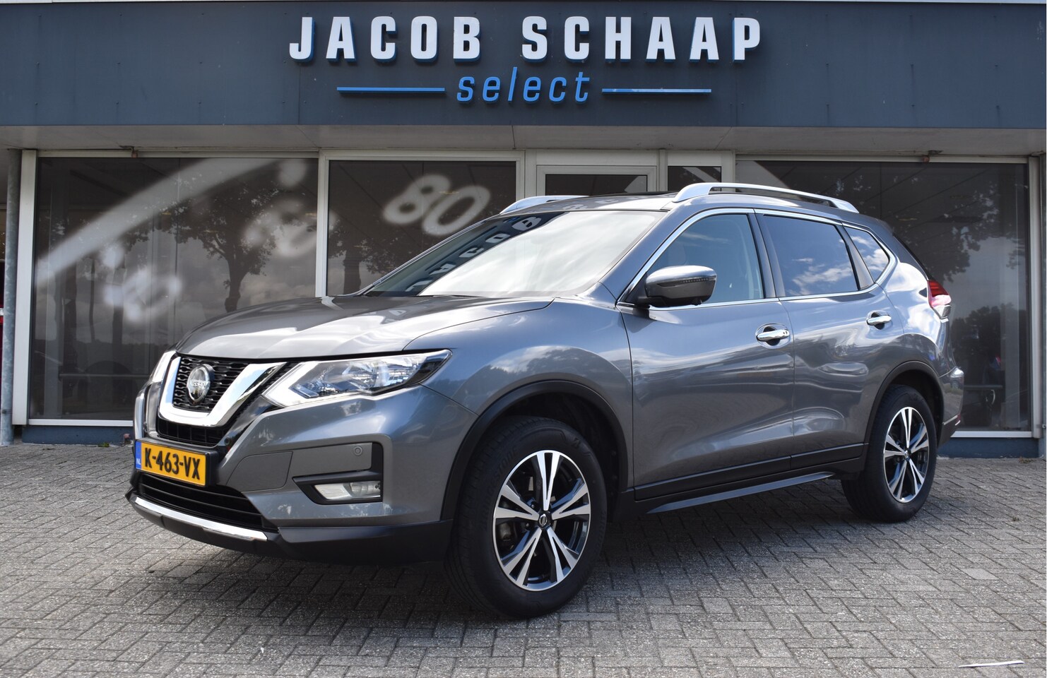 Nissan X-Trail - 1.3 DIG-T N-Connecta Automaat / Keyless / Navigatie / Cruise / 18" LM  / Panoramadak / Tre - AutoWereld.nl