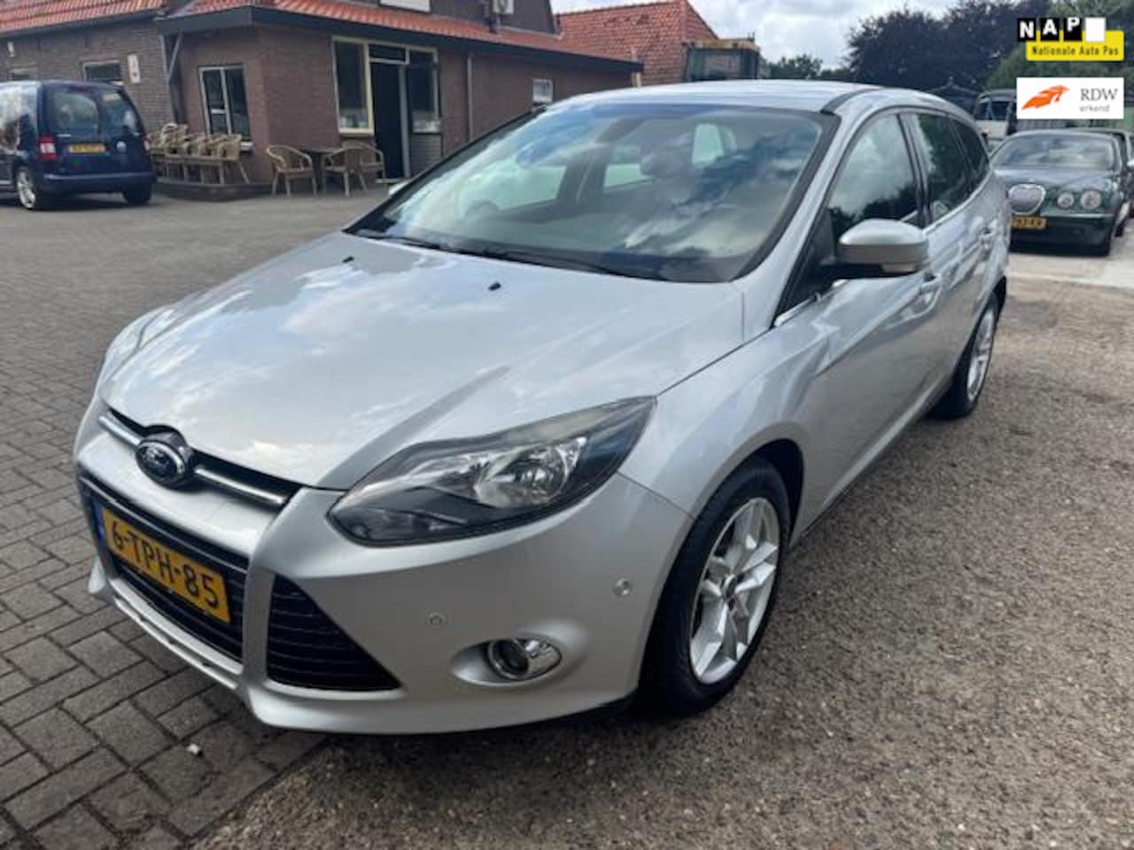 Ford Focus Wagon - 1.6 TDCI Lease Titanium 1.6 TDCI Lease Titanium - AutoWereld.nl