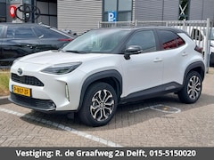 Toyota Yaris Cross - 1.5 Hybrid First Edition Bi-Tone | 1e eigenaar | Dealer onderhouden | Navigatie | Apple Ca