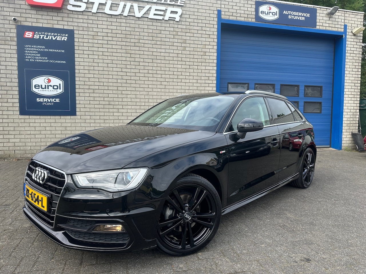 Audi A3 Sportback - 1.4 TFSI CoD Ambition Pro Line S 1.4 TFSI CoD Ambition Pro Line S - AutoWereld.nl