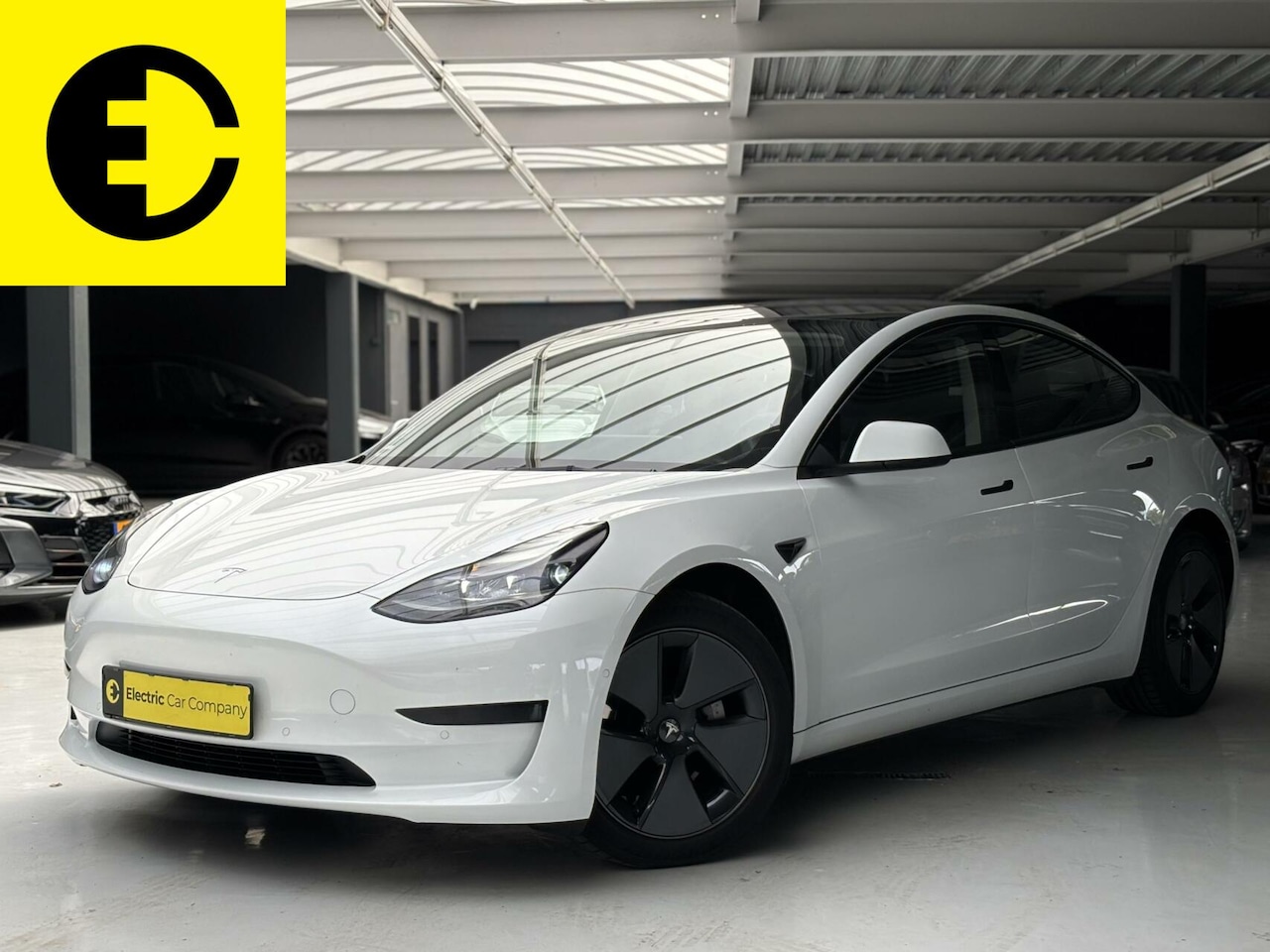 Tesla Model 3 - Standard Range Plus | Autopilot |Pano | Airco - AutoWereld.nl