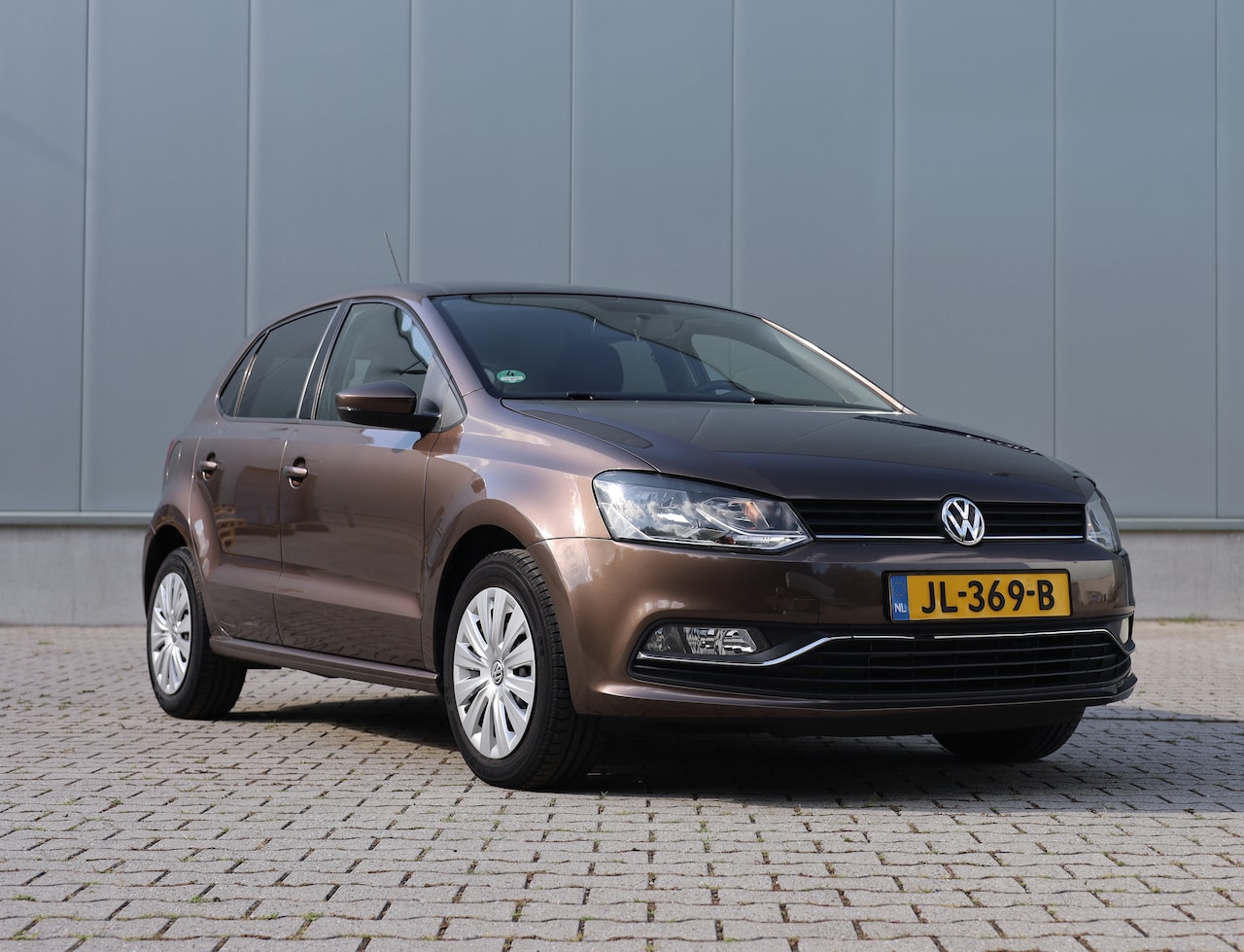 Volkswagen Polo - 1.2 TSI First Edition TSI Bluemotion - AutoWereld.nl
