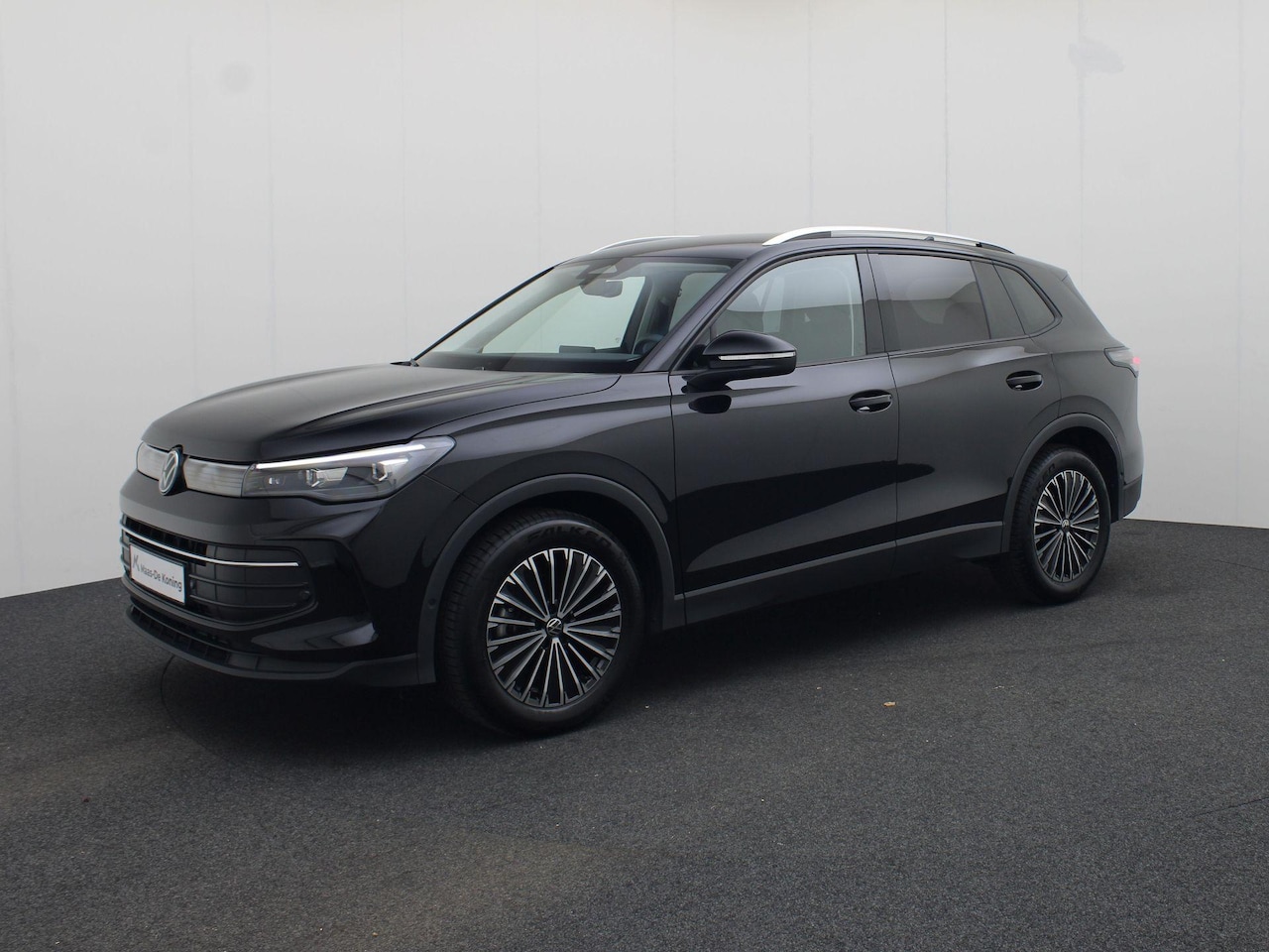 Volkswagen Tiguan - 1.5eTSI/130PK Life DSG · Navigatie · Camera + Parkeersensoren · Stoel- & stuurverwarming · - AutoWereld.nl