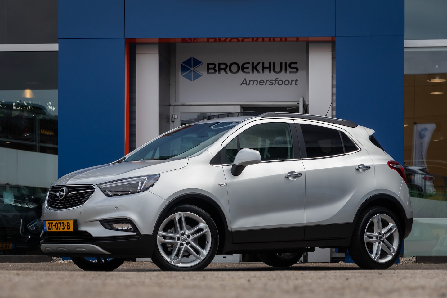 Opel Mokka X - 1.4 Turbo Innovation | Trekhaak | Stoel+stuur verwarming | Leder | Elektrisch schuif-/kant - AutoWereld.nl
